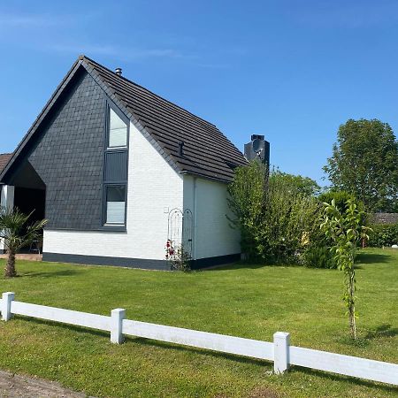 Traumhaftes Geraeumiges Ferienhaus In Meernaehe Bruinisse Exterior foto